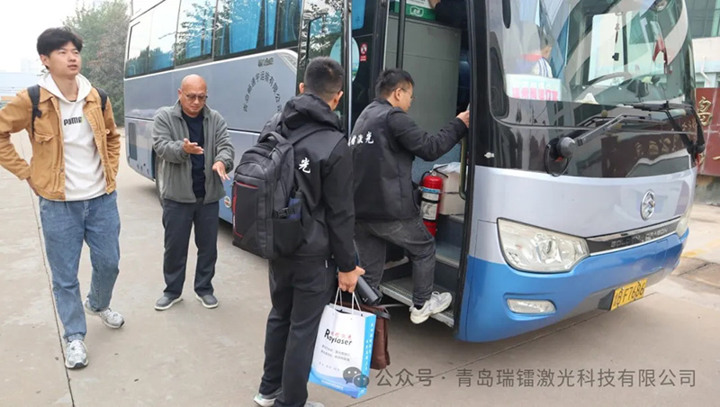 十年共成長(zhǎng) 揚(yáng)帆再啟航 十年共成長(zhǎng) 揚(yáng)帆再啟航